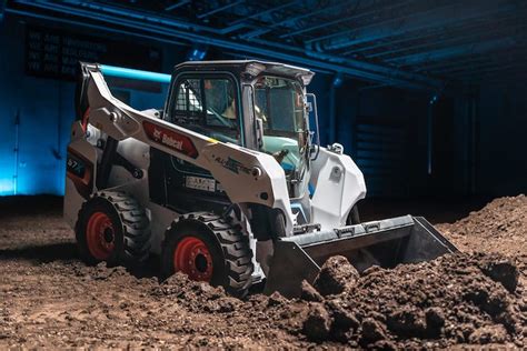 bobcat electric skid steer charge time|Details on Bobcat’s Battery.